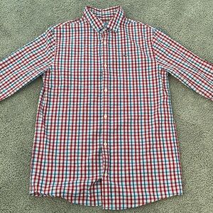 Great for picture day! Boys Large Vineyard Vines Long Sleeve Button Up Shirt